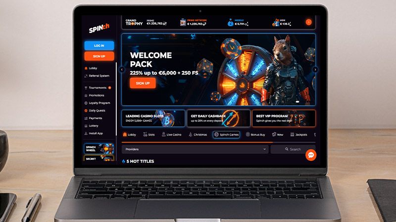 Spinch Casinos hovedside på notebook-skærmen